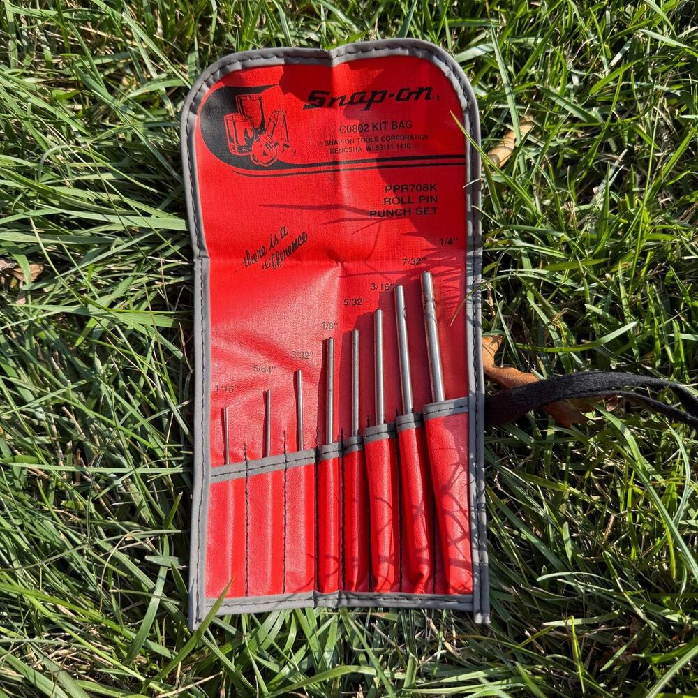 Vintage Snap-On Tools Model PPR708K 1/16" - 1/4" Roll Pin Punch Set